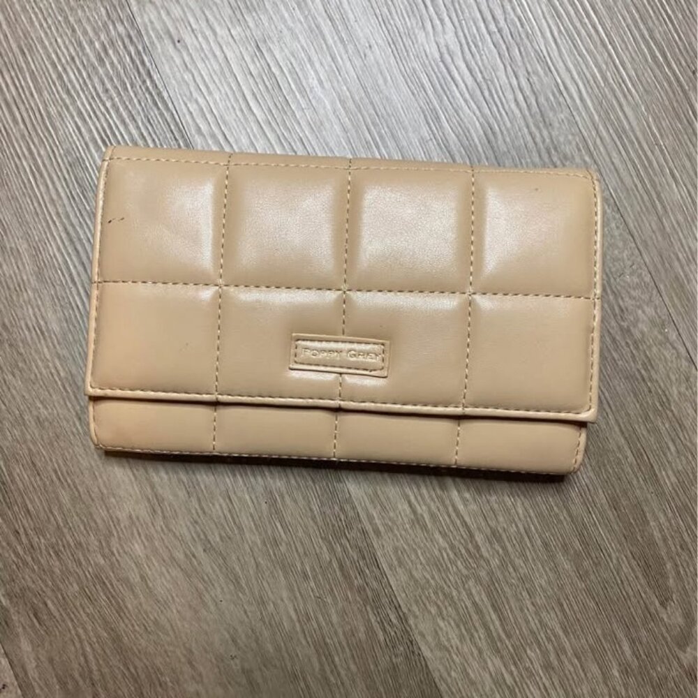 Poppy Grey Preston Large Bifold Wallet with RFID Theft Protection – Beige